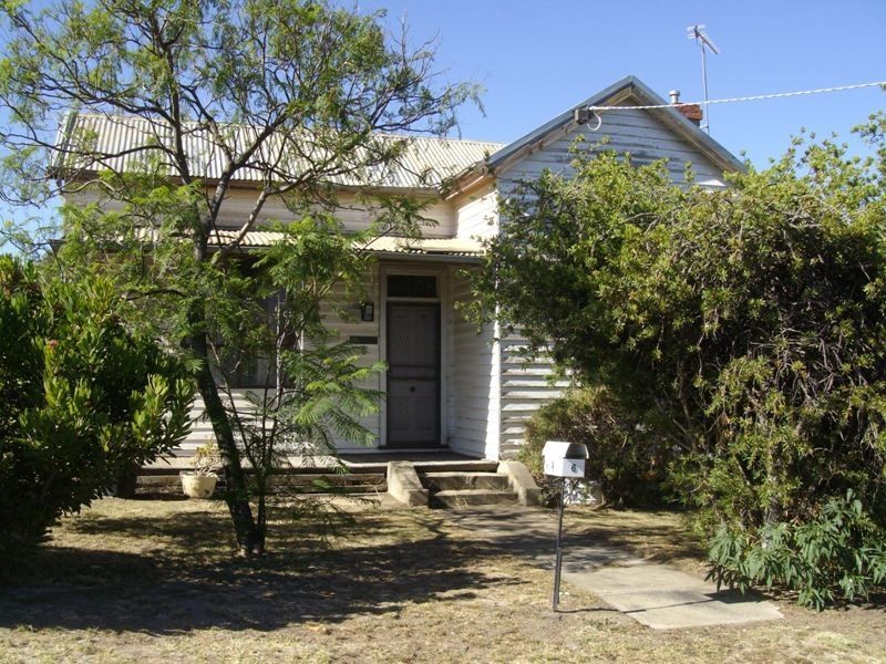 6 Taylor Street, Maryborough VIC 3465