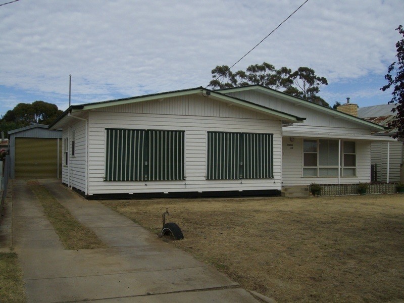 10 Rogers Street, Maryborough VIC 3465