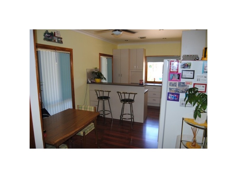 6 & 8 Mad Mans Lane, Flagstaff VIC 3465