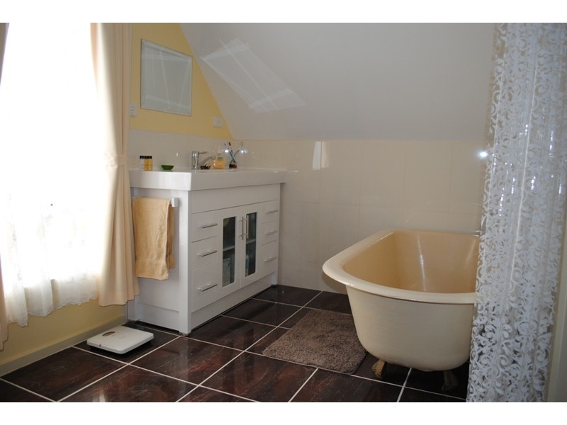 46 Separation Road, Dunolly VIC 3472