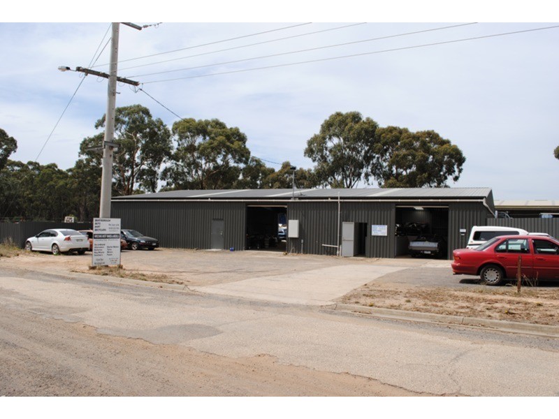 6-8 Kodol Place, Maryborough VIC 3465