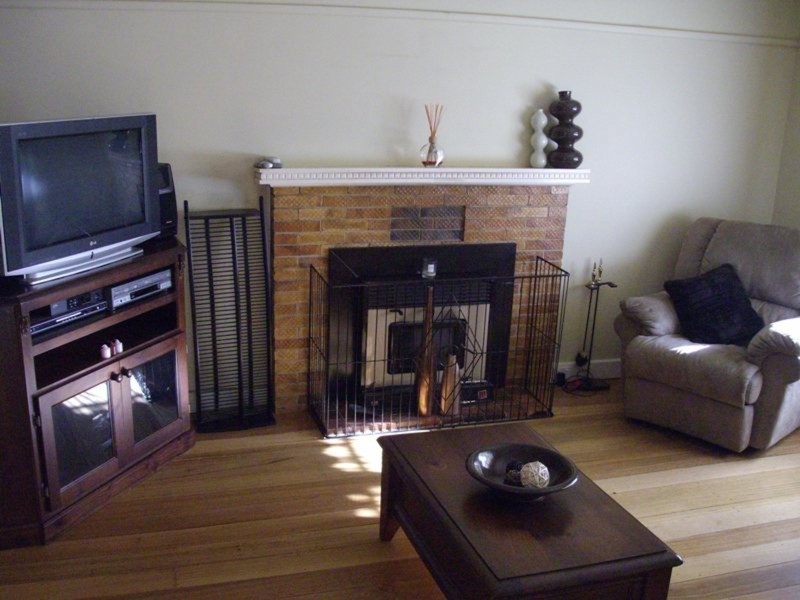 13 Laidman Street, Maryborough VIC 3465