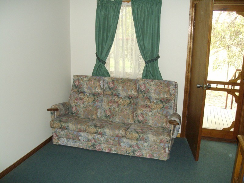 237 High Street, Avoca VIC 3467