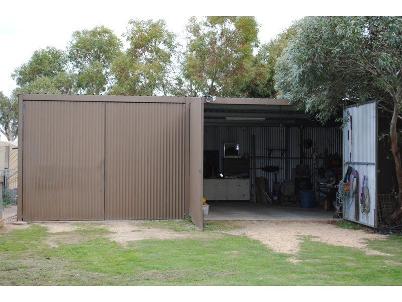 237 High Street, Avoca VIC 3467