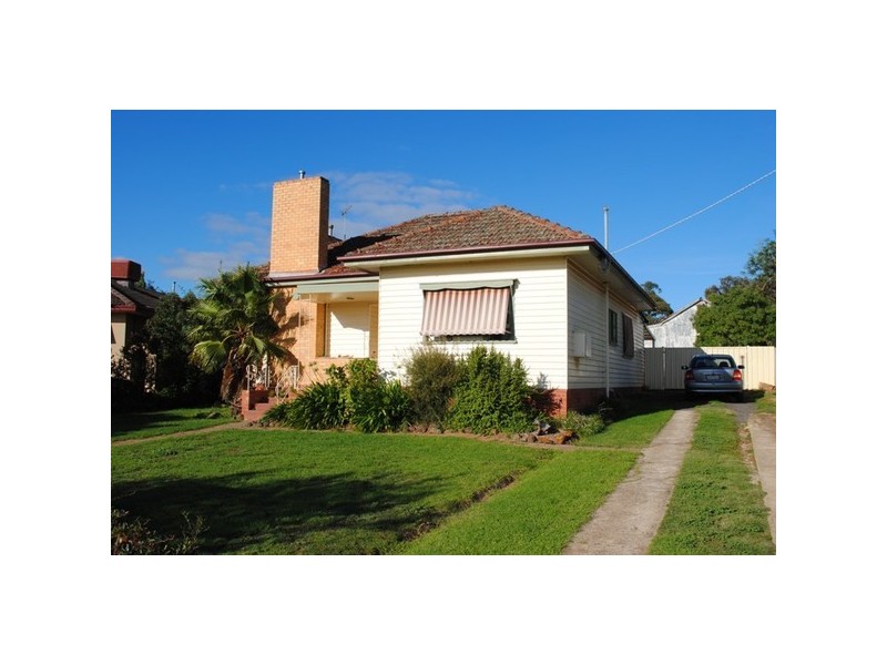 100 Gillies Street, Maryborough VIC 3465