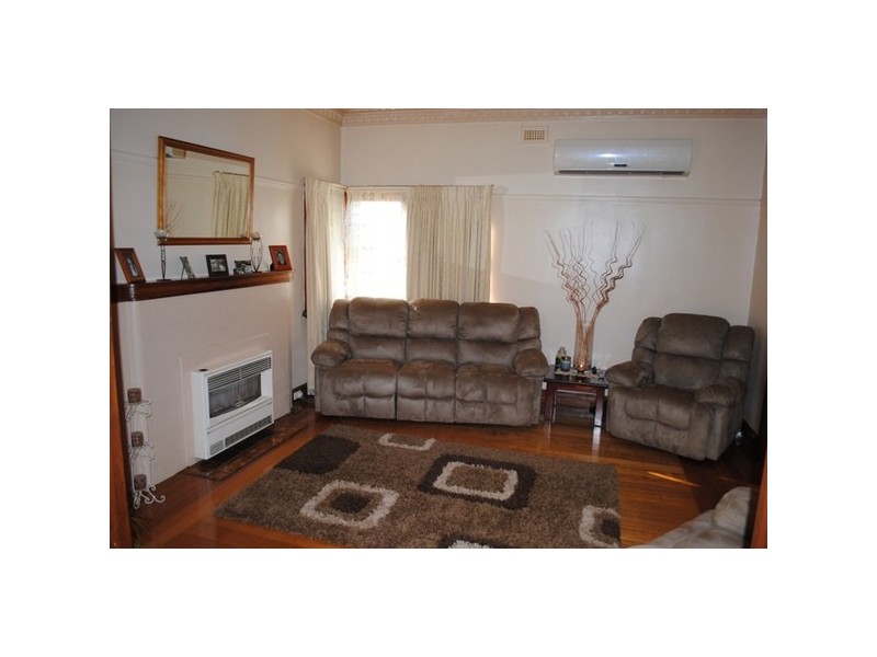 100 Gillies Street, Maryborough VIC 3465