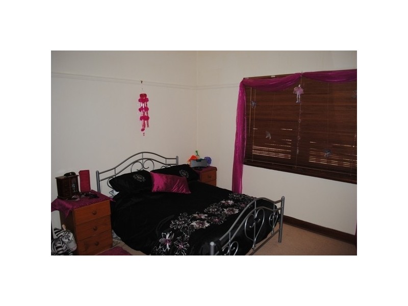 100 Gillies Street, Maryborough VIC 3465