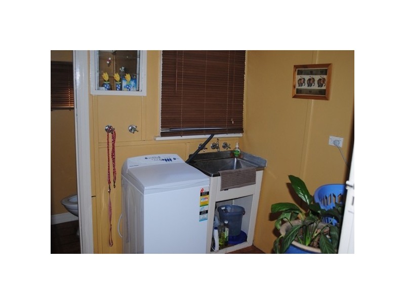 100 Gillies Street, Maryborough VIC 3465