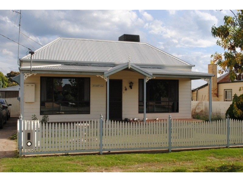26 Argyle Road, Maryborough VIC 3465
