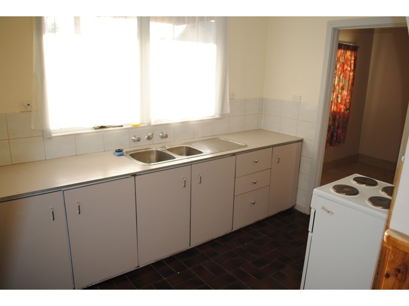 32 Tullaroop Road, Maryborough VIC 3465