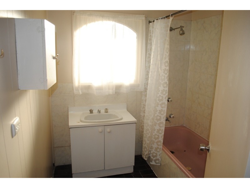 32 Tullaroop Road, Maryborough VIC 3465