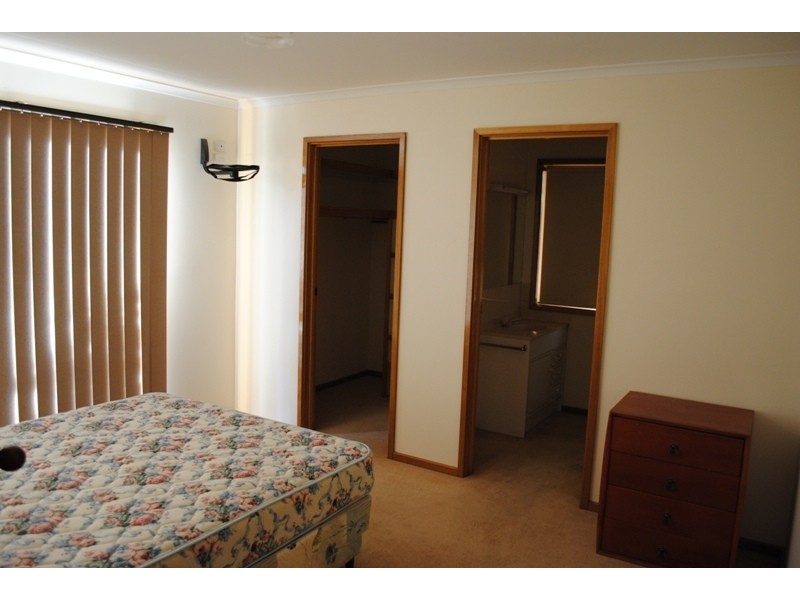 1 Rowles Drive, Maryborough VIC 3465