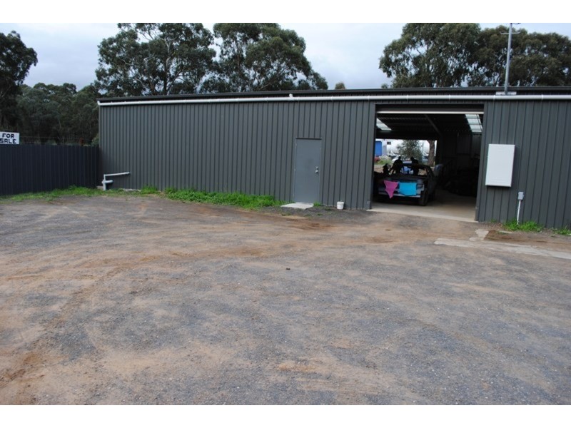 6-8 Kodol Place, Maryborough VIC 3465