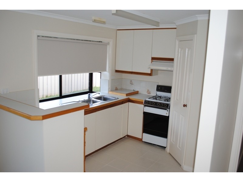 2/26 Hope Street, Maryborough VIC 3465