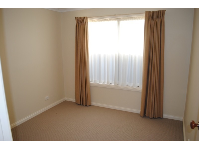 2/26 Hope Street, Maryborough VIC 3465