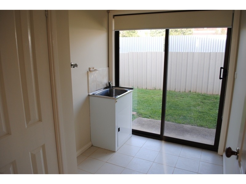 2/26 Hope Street, Maryborough VIC 3465