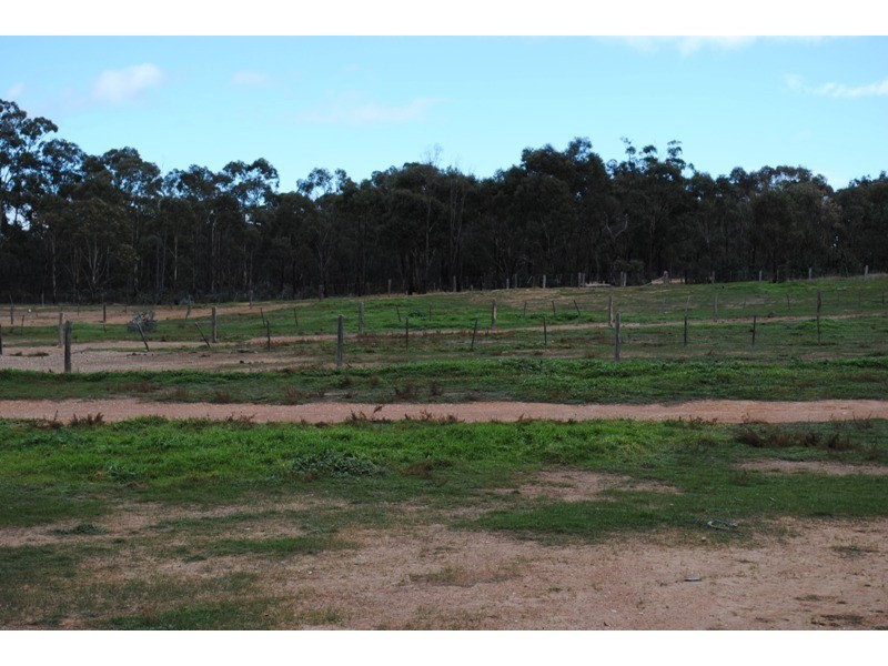 162 Mosquito Road, Maryborough VIC 3465