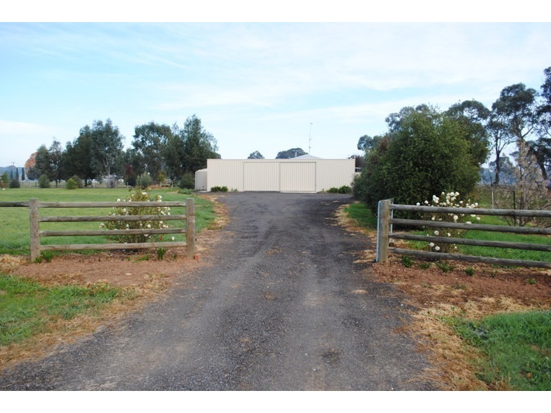 12 Church Street, Carisbrook VIC 3464