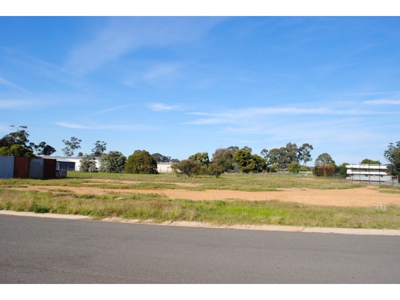 15 Drive In Court Street, Maryborough VIC 3465