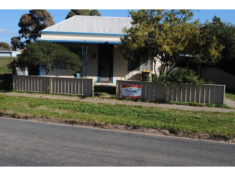 5 Nolan Street, Maryborough VIC 3465