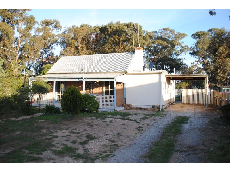 32 Tullaroop Road, Maryborough VIC 3465