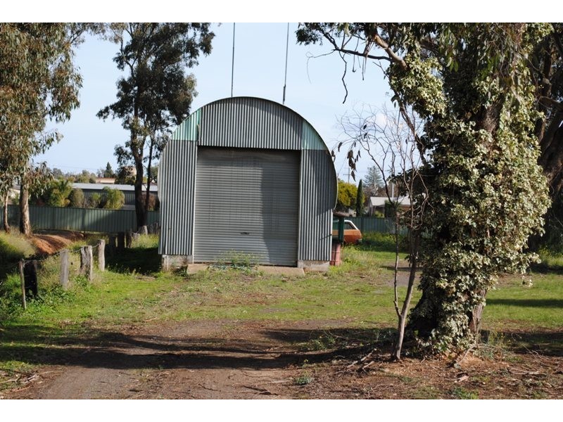 69 Dundas Road, Maryborough VIC 3465