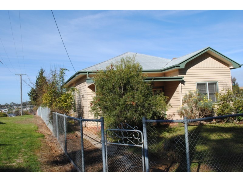 16 Wellington Street, Maryborough VIC 3465