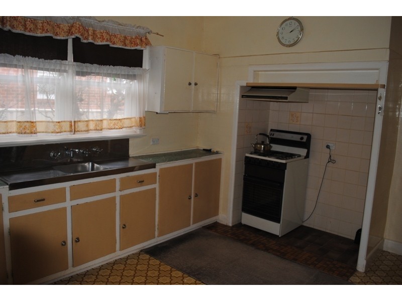 38 Wills Street, Maryborough VIC 3465