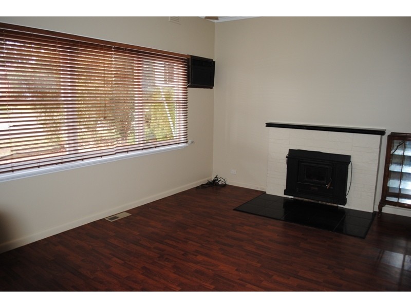 2 Holden Street, Maryborough VIC 3465