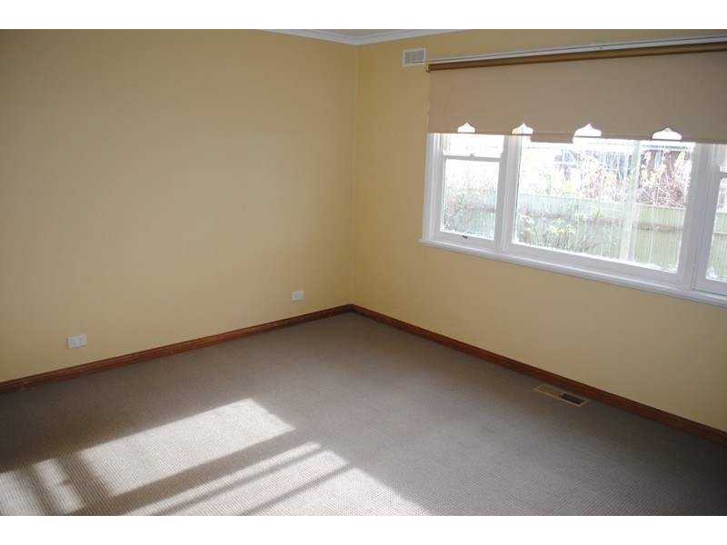 2 Holden Street, Maryborough VIC 3465