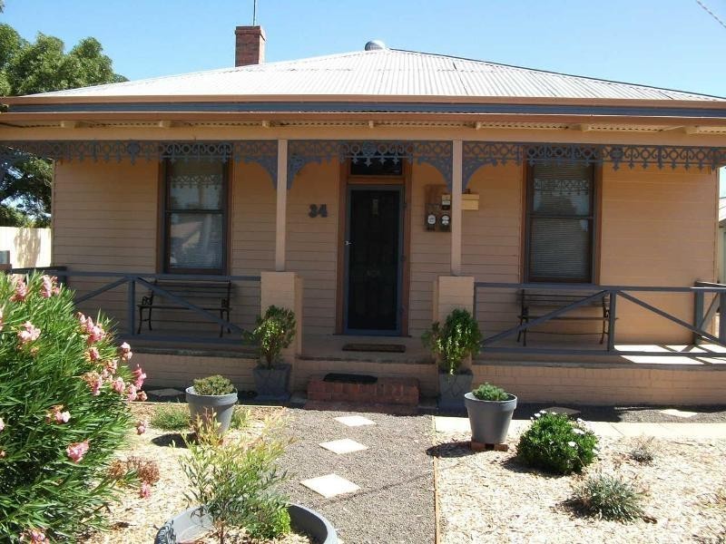 34 Thompson Street, Dunolly VIC 3472