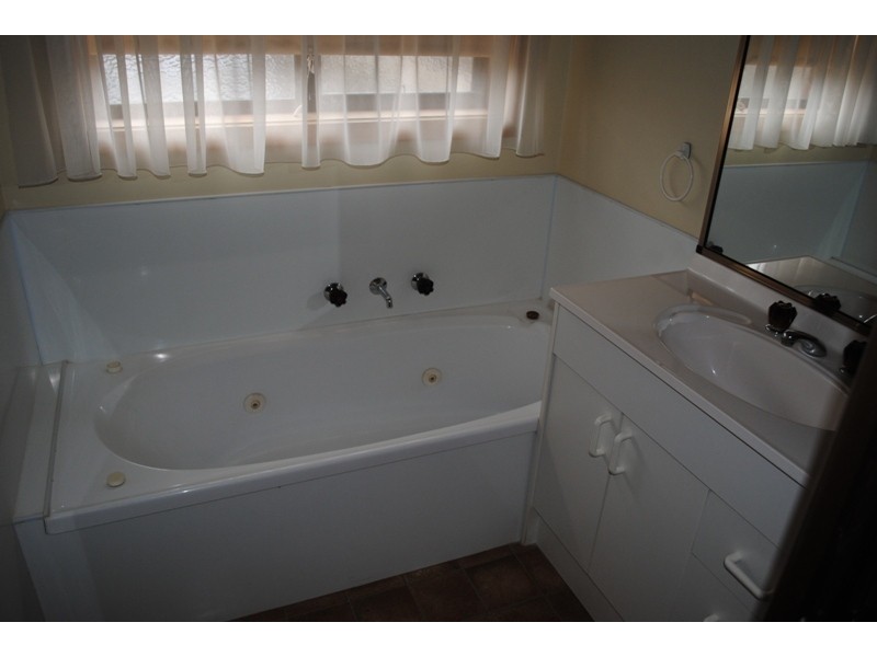 26 Pekin Road, Maryborough VIC 3465