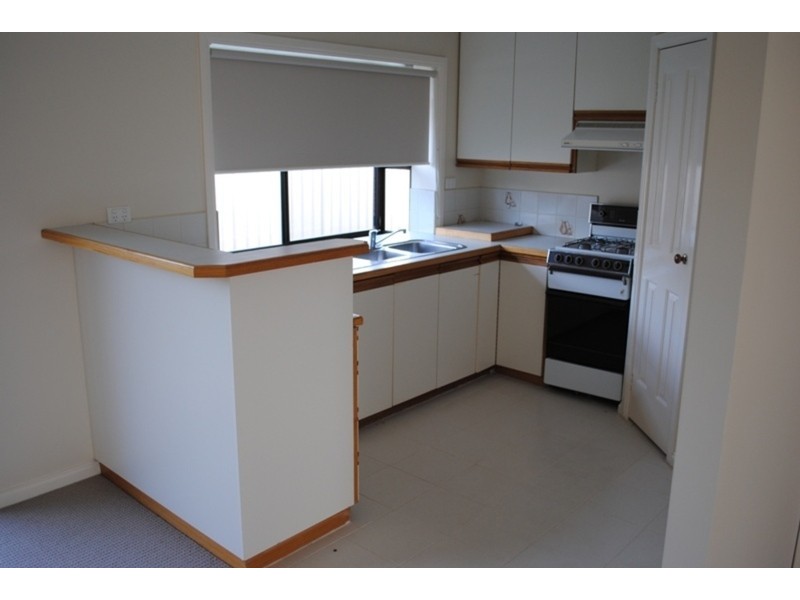 2/26 Hope Street, Maryborough VIC 3465