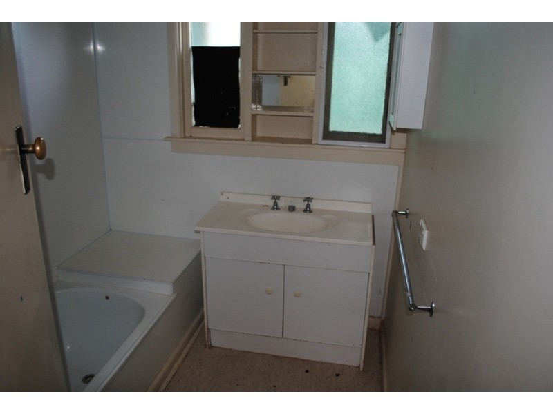 90 Golden Wattle Drive, Maryborough VIC 3465