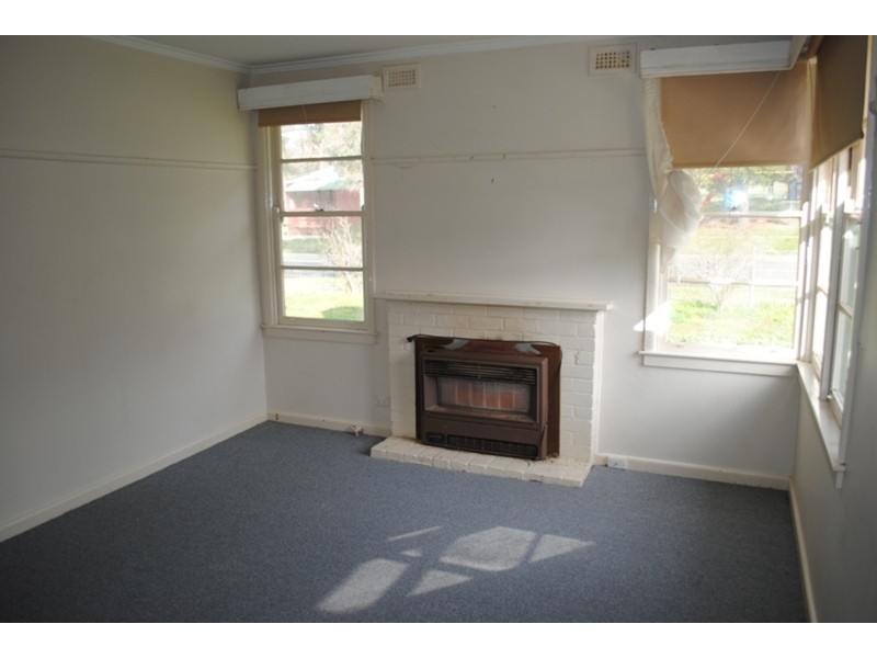 21 Spring Street, Maryborough VIC 3465