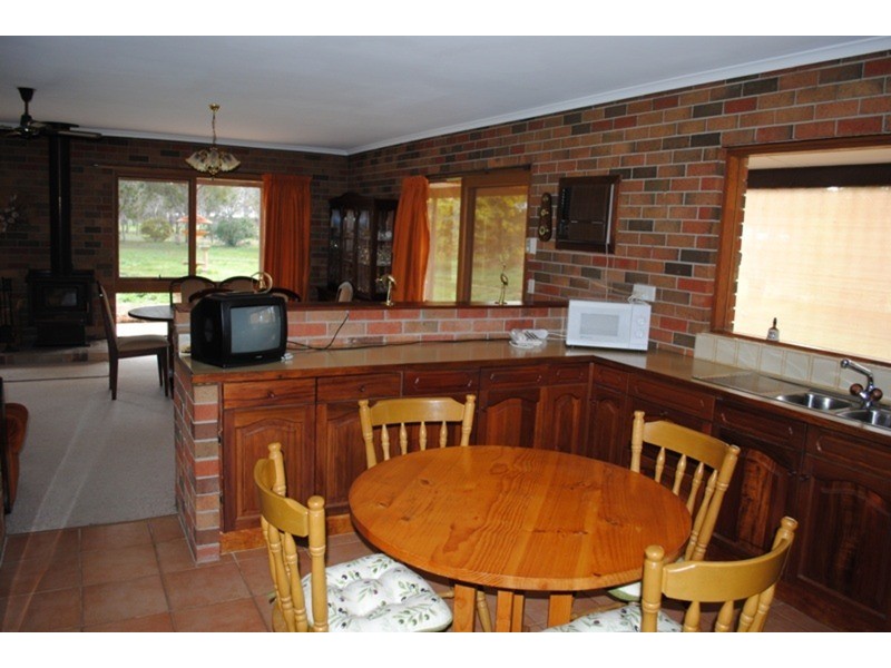 259 Wareek Homebush Road, Wareek VIC 3465