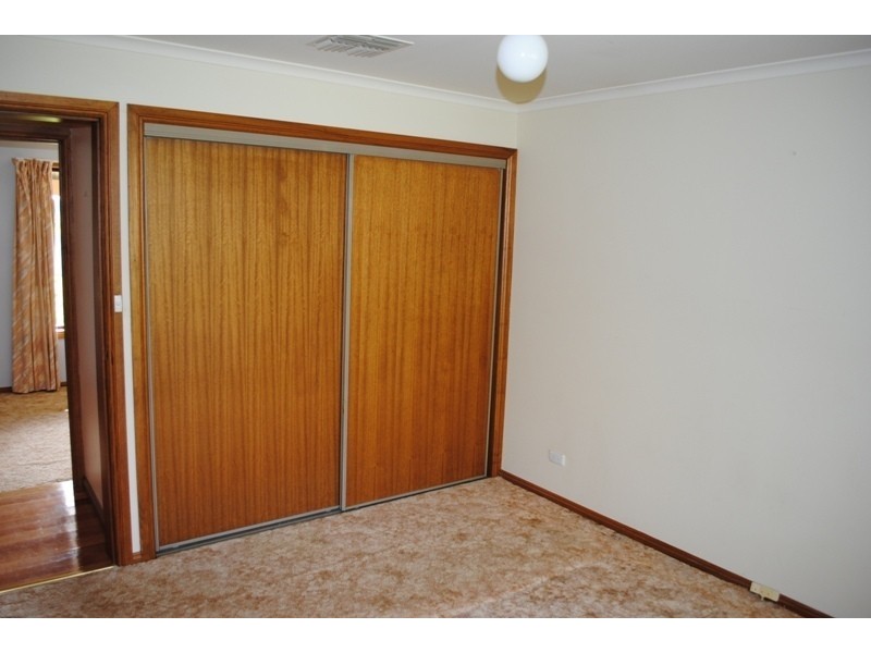 12 Hood Street, Carisbrook VIC 3464