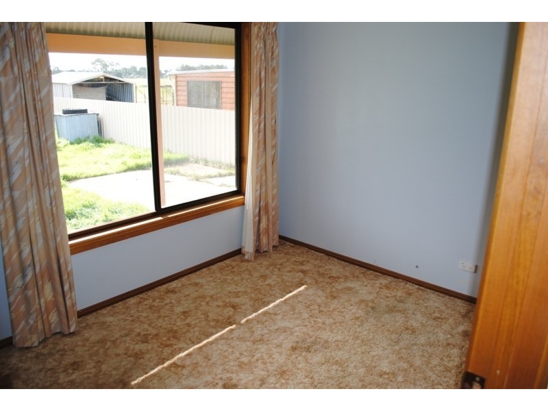 12 Hood Street, Carisbrook VIC 3464