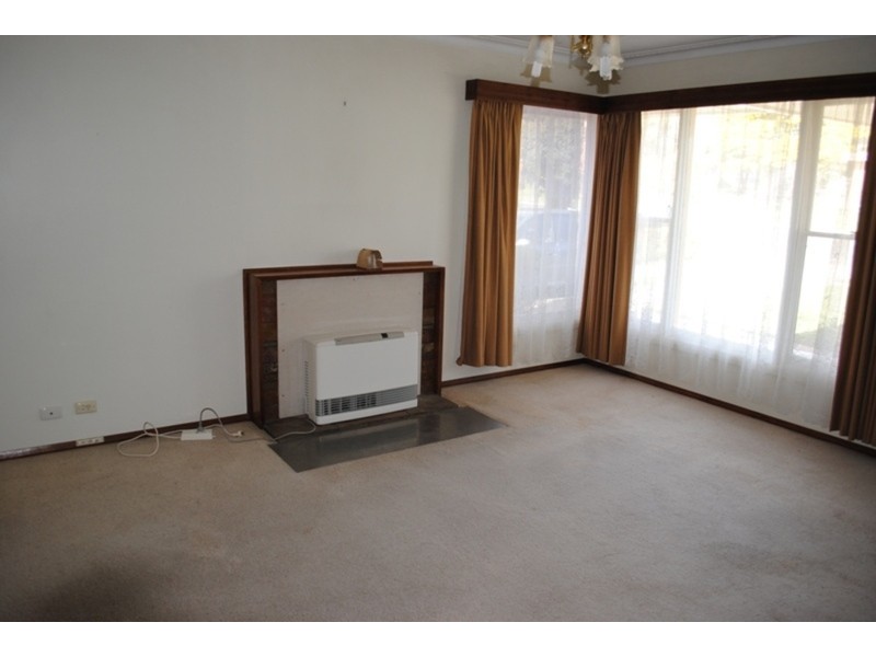 11 Marshall Street, Maryborough VIC 3465