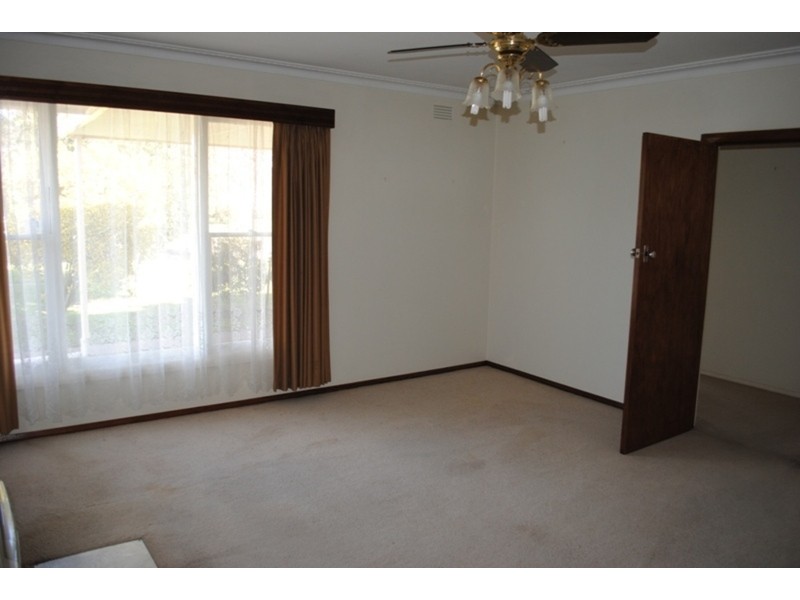 11 Marshall Street, Maryborough VIC 3465