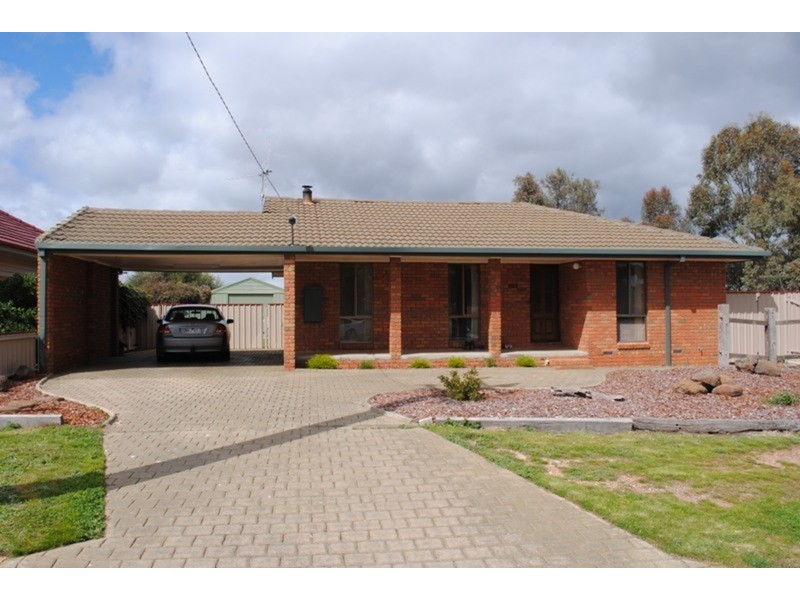 112 Brassey Street, Maryborough VIC 3465