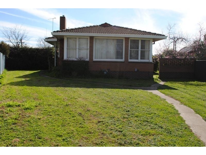 45 Park Road, Maryborough VIC 3465