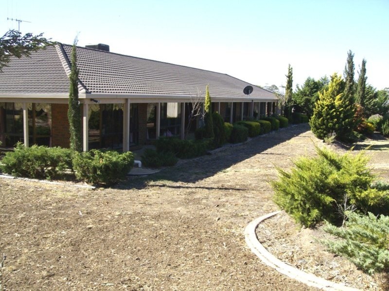 25 Rowles Drive, Maryborough VIC 3465