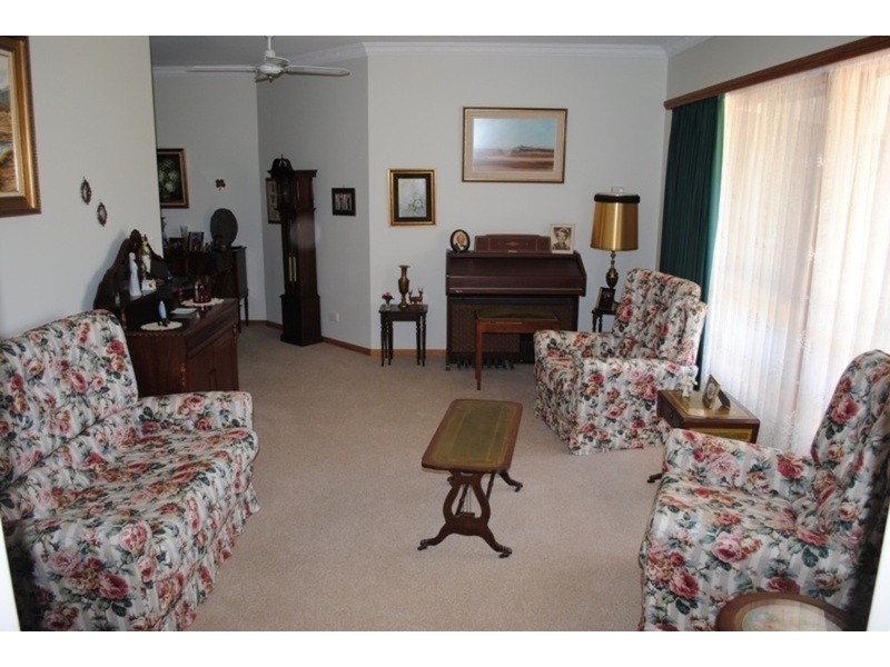 19 Rowles Drive, Maryborough VIC 3465