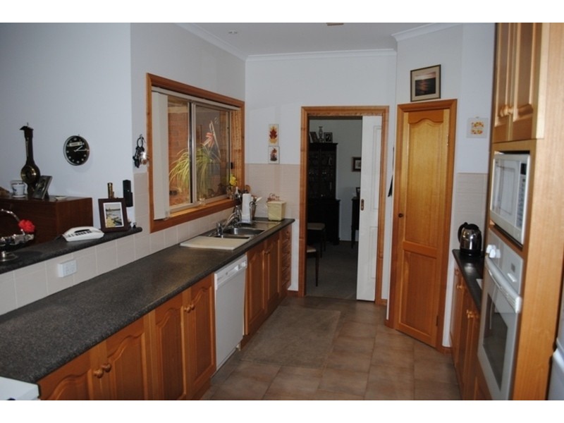 19 Rowles Drive, Maryborough VIC 3465