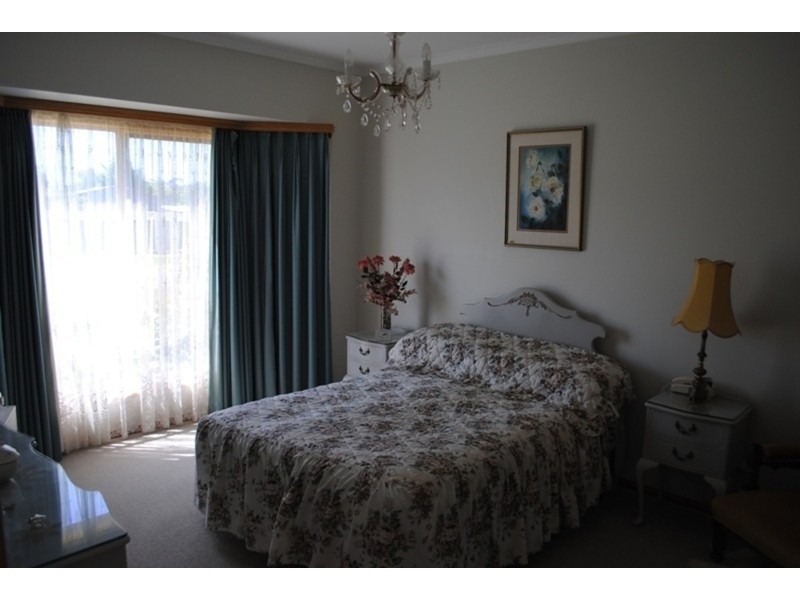 19 Rowles Drive, Maryborough VIC 3465