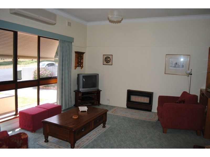 24 Taylor Street, Maryborough VIC 3465