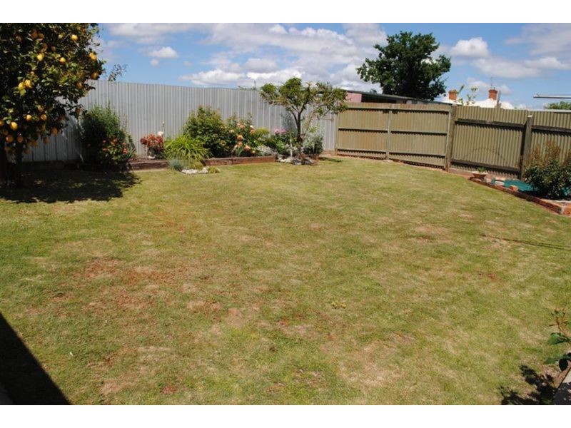 24 Taylor Street, Maryborough VIC 3465