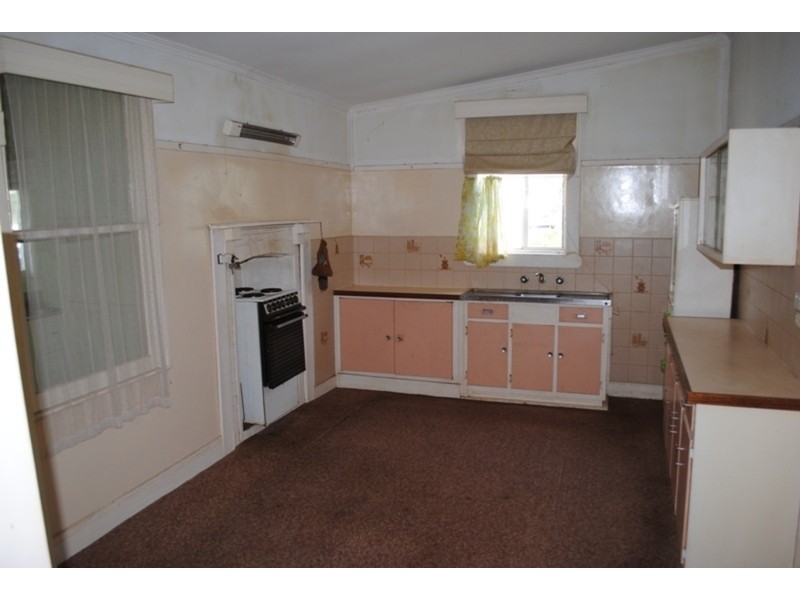 52 Derby Road, Maryborough VIC 3465