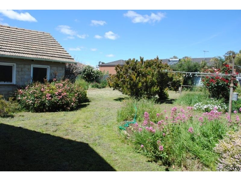 105 Inkerman Street, Maryborough VIC 3465